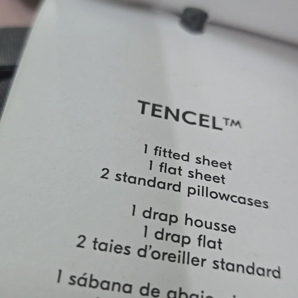 ❤️BUY 2 GET 1 FREE Elegant Silky TENCEL™ Queen Sheet Set, Shell Pink